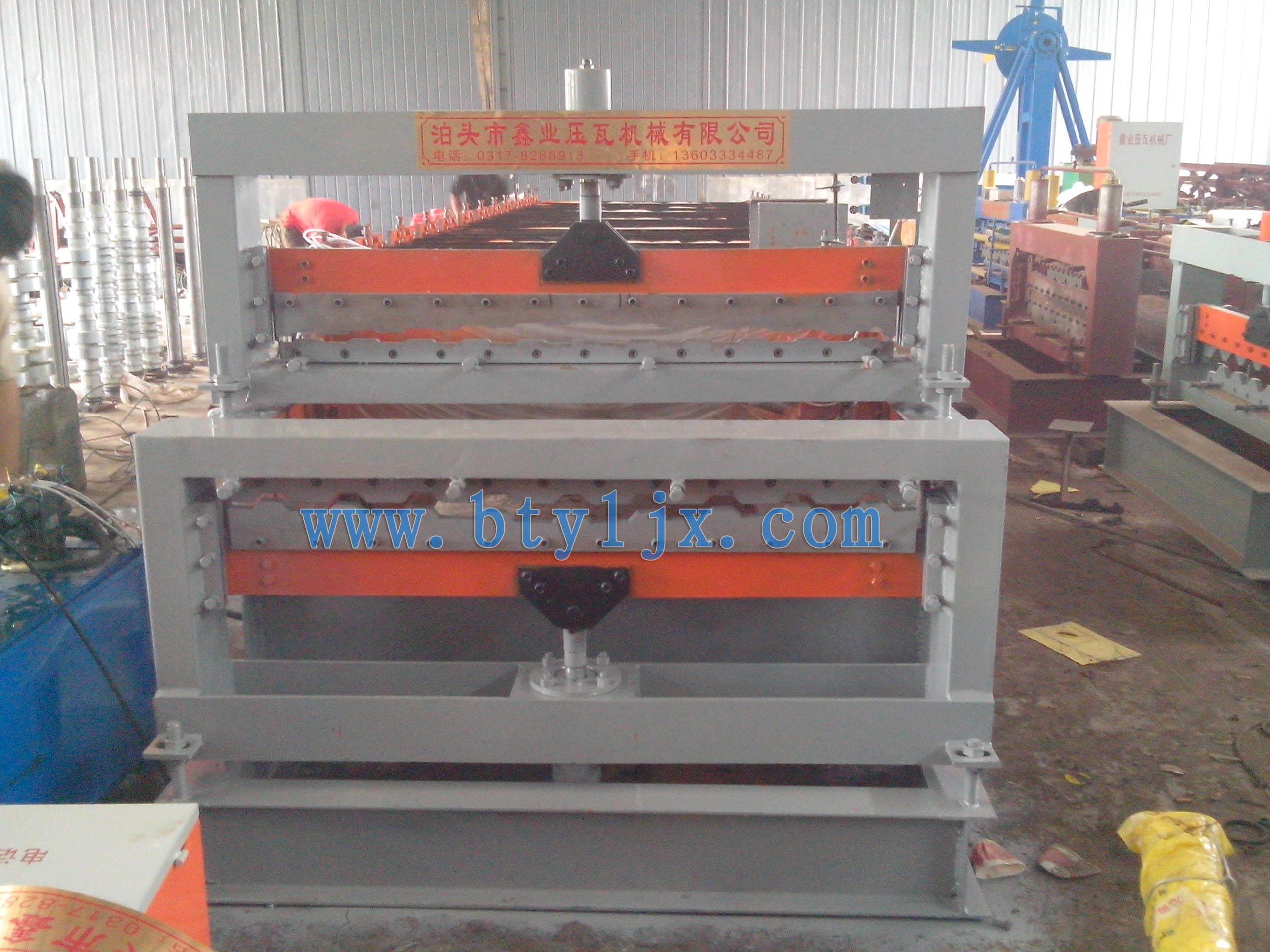 1100/1150型雙層壓瓦機裝備